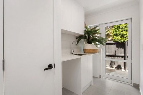 Photo of property in 49 Mokihi Gardens, Hillmorton, Christchurch, 8024