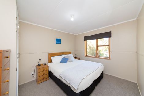 Photo of property in 12 Linmor Place, Terrace End, Palmerston North, 4410