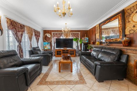 Photo of property in 10 Brains Road, Kelston, Auckland, 0602