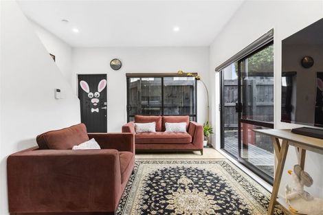 Photo of property in 8b Edgar Pearce Place, Howick, Auckland, 2014