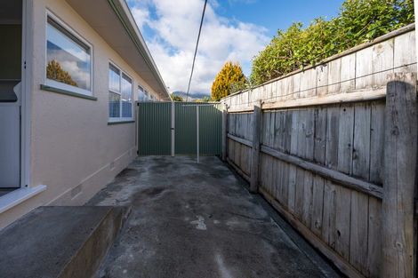 Photo of property in 25 Fergusson Street, Stoke, Nelson, 7011