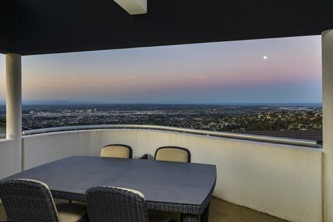 Photo of property in 12 Harry Ell Drive, Cashmere, Christchurch, 8022