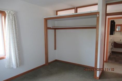 Photo of property in 5 Montana Avenue, Murrays Bay, Auckland, 0630