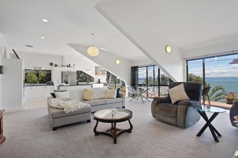 Photo of property in 26 Crispe Road, Clarks Beach, 2122