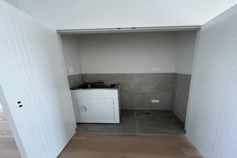 Photo of property in 2/14 Ayr Road, Pakuranga, Auckland, 2010