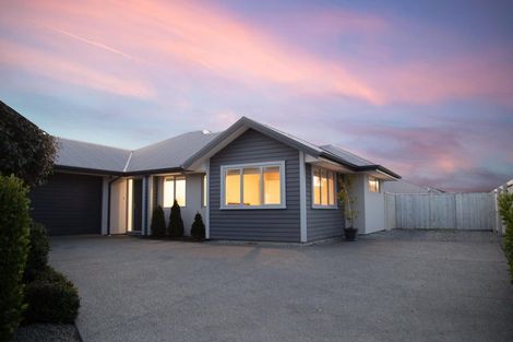 Photo of property in 29 Riverview Road, Rangiora, 7400