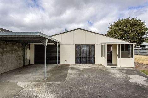 Photo of property in 11 Kaplan Avenue, Islington, Christchurch, 8042