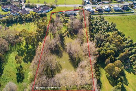 Photo of property in 61 Turitea Road, Fitzherbert, Palmerston North, 4472