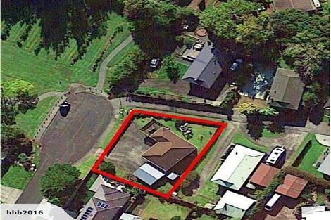 Photo of property in 3 Rapaki Place, Te Atatu Peninsula, Auckland, 0610