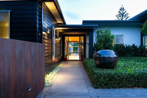 Photo of property in 22 Patterson Road, Hurworth, New Plymouth, 4371