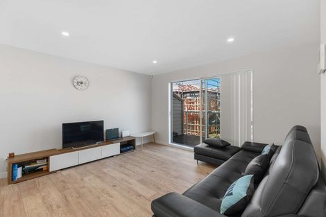 Photo of property in 16b Gilfillan Street, Blockhouse Bay, Auckland, 0600