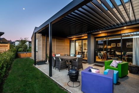 Photo of property in 4 Kapuka Lane, Wanaka, 9305