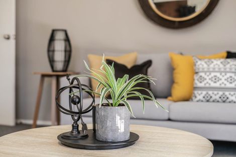 Photo of property in 16 Dominica Crescent, Grenada Village, Wellington, 6037