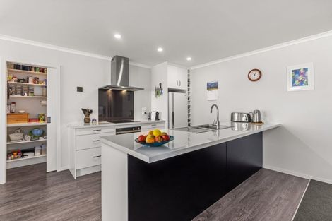 Photo of property in 15 Admiralty Drive, Haruru, 0204