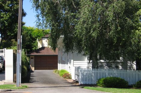 Photo of property in 10 Oak Street, Royal Oak, Auckland, 1023