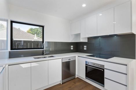 Photo of property in 110f Hillside Road, Mount Wellington, 1062