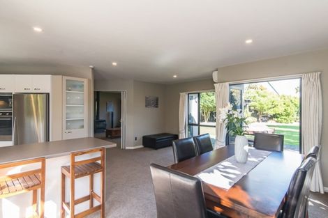 Photo of property in 4 Avion Terrace, Raumati Beach, Paraparaumu, 5032