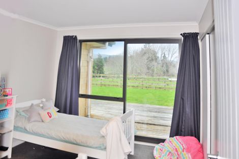 Photo of property in 177 Sandspit Road, Shelly Park, Auckland, 2014