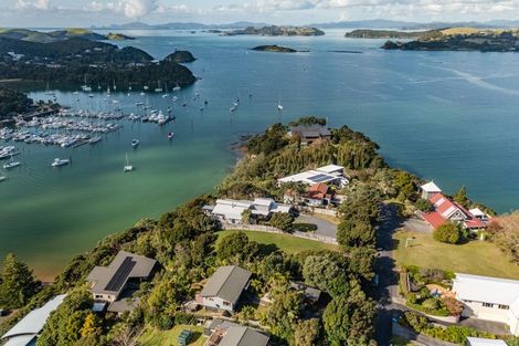 Photo of property in 91 Doves Bay Road, Kerikeri, 0294