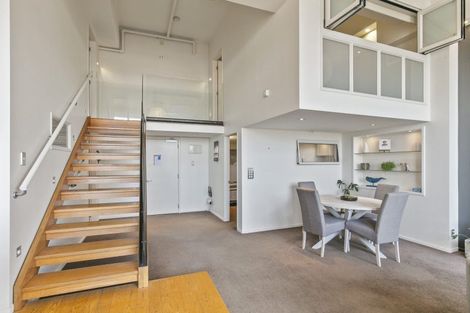 Photo of property in Stadium Garden Flats, 114/107 Thorndon Quay, Pipitea, Wellington, 6011