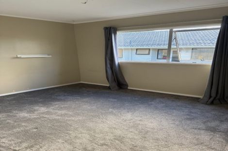 Photo of property in 1/73 Spinella Drive, Bayview, Auckland, 0629