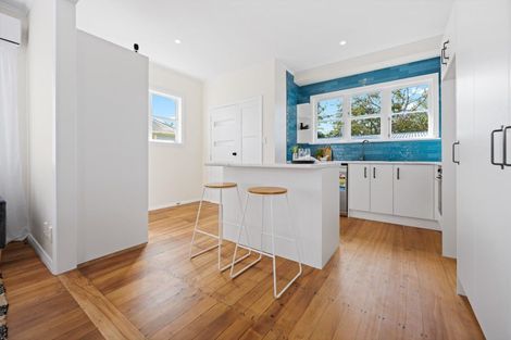 Photo of property in 8 Casey Avenue, Fairfield, Hamilton, 3214