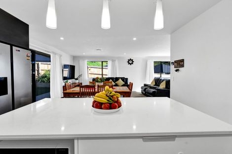 Photo of property in 51 Magnolia Drive, Westown, New Plymouth, 4310