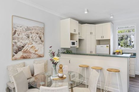 Photo of property in 54 Pipitea Street, Thorndon, Wellington, 6011