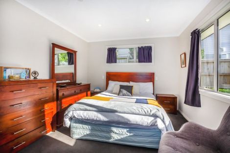 Photo of property in 2 Abbey Way, Whitby, Porirua, 5024