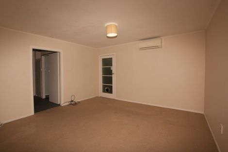 Photo of property in 41 Derwent Crescent, Titirangi, Auckland, 0604