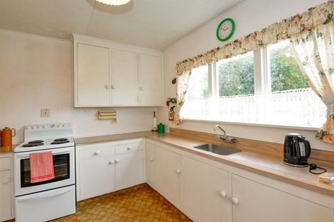 Photo of property in 443 Dalcross Street, Mayfair, Hastings, 4122