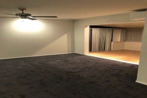 Photo of property in 9 Sherpa Place, Massey, Auckland, 0614