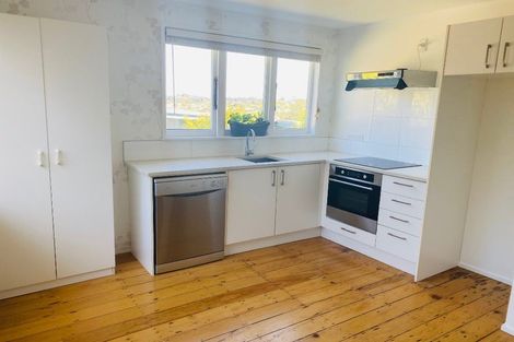 Photo of property in 109 Vipond Road, Stanmore Bay, Whangaparaoa, 0932