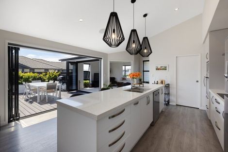 Photo of property in 76 Puhirake Crescent, Pyes Pa, Tauranga, 3112