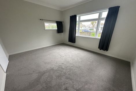 Photo of property in 9 Liverpool Street, Levin, 5510