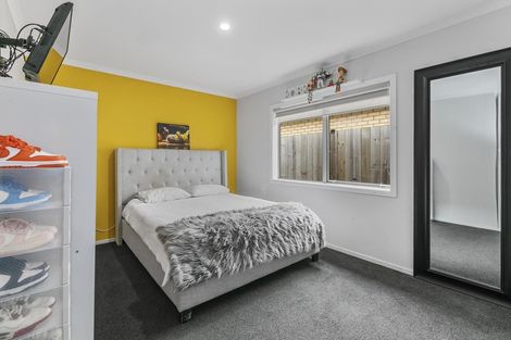 Photo of property in 1398 High Street, Taita, Lower Hutt, 5011