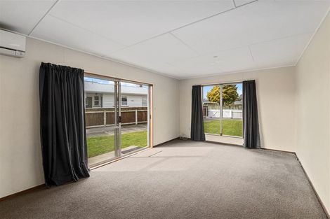 Photo of property in 6 Cook Street, Levin, 5510