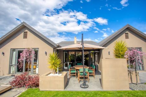 Photo of property in 19 Garforth Green, Halswell, Christchurch, 8025