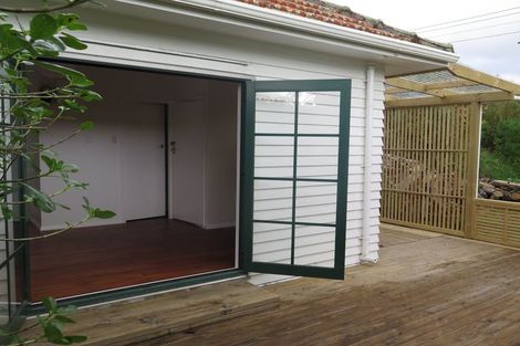 Photo of property in 106 Valley Road, Paraparaumu, 5032