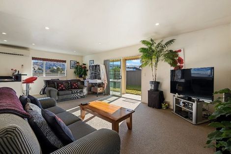 Photo of property in 5a Junction Court, Cromwell, 9310