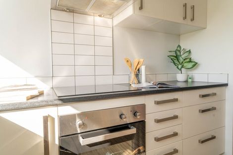 Photo of property in 3/7 Davies Street, Tawa, Wellington, 5028