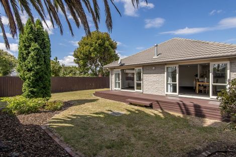 Photo of property in 51 Appleby Crescent, Burnside, Christchurch, 8053