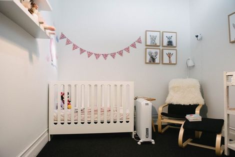 Photo of property in 32 Stanley Street, Berhampore, Wellington, 6023