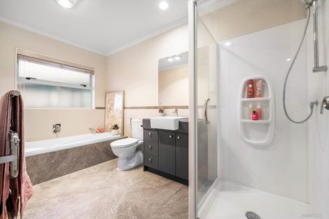 Photo of property in 30 Riviera Drive, Flat Bush, Auckland, 2019