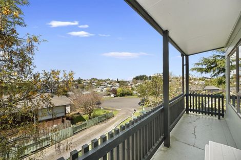 Photo of property in 16 Hatea Place, Dinsdale, Hamilton, 3204