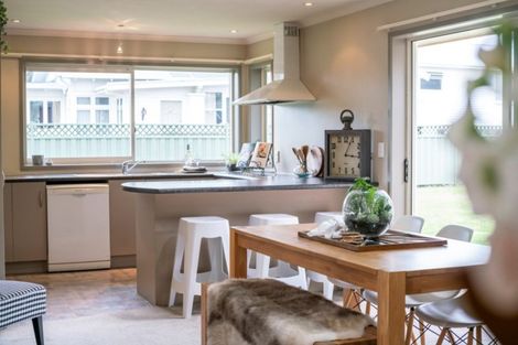 Photo of property in 55 Williams Street, Cambridge, 3434