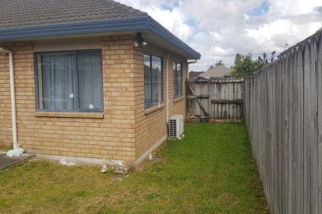 Photo of property in 3 Boderg Way, East Tamaki, Auckland, 2016