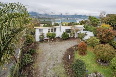 Photo of property in 17 Martin Street, Monaco, Nelson, 7011