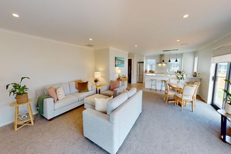 Photo of property in 6 Corsica Court, Fitzherbert, Palmerston North, 4410