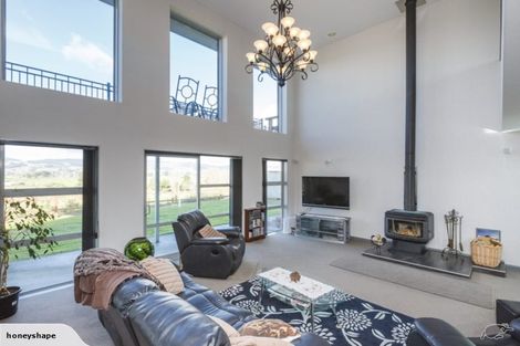 Photo of property in 36 Rodeo Drive, Kelvin Grove, Palmerston North, 4414